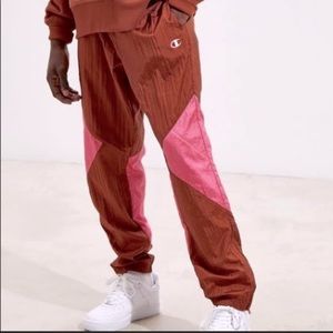 Champion UO Exclusive Warm-up Wind Pants Rust